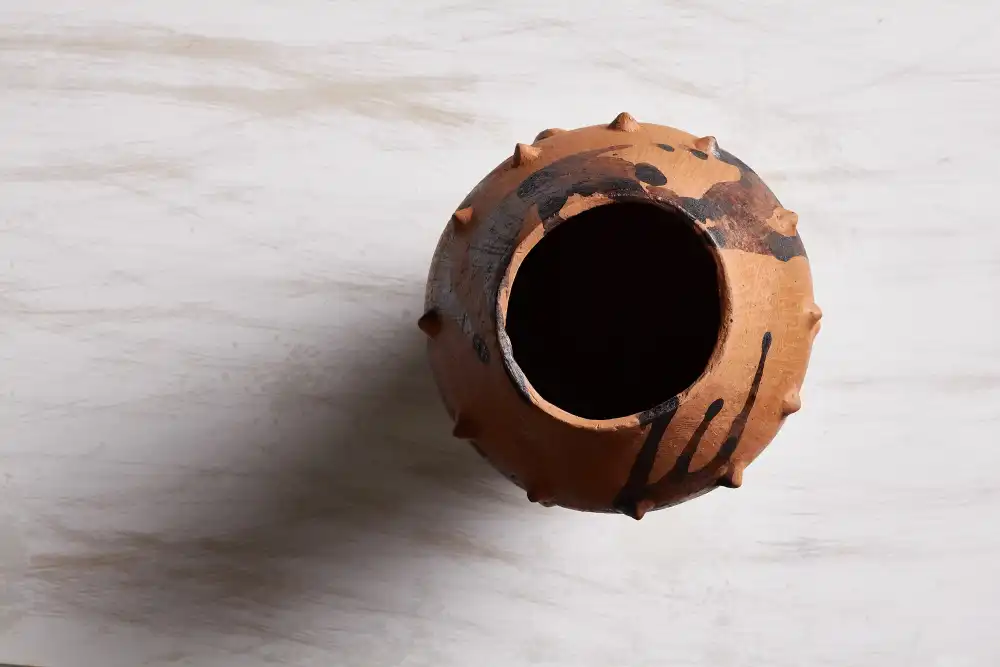 Barro chorreado vase top view