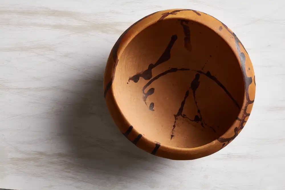 Barro chorreado fruit bowl top view